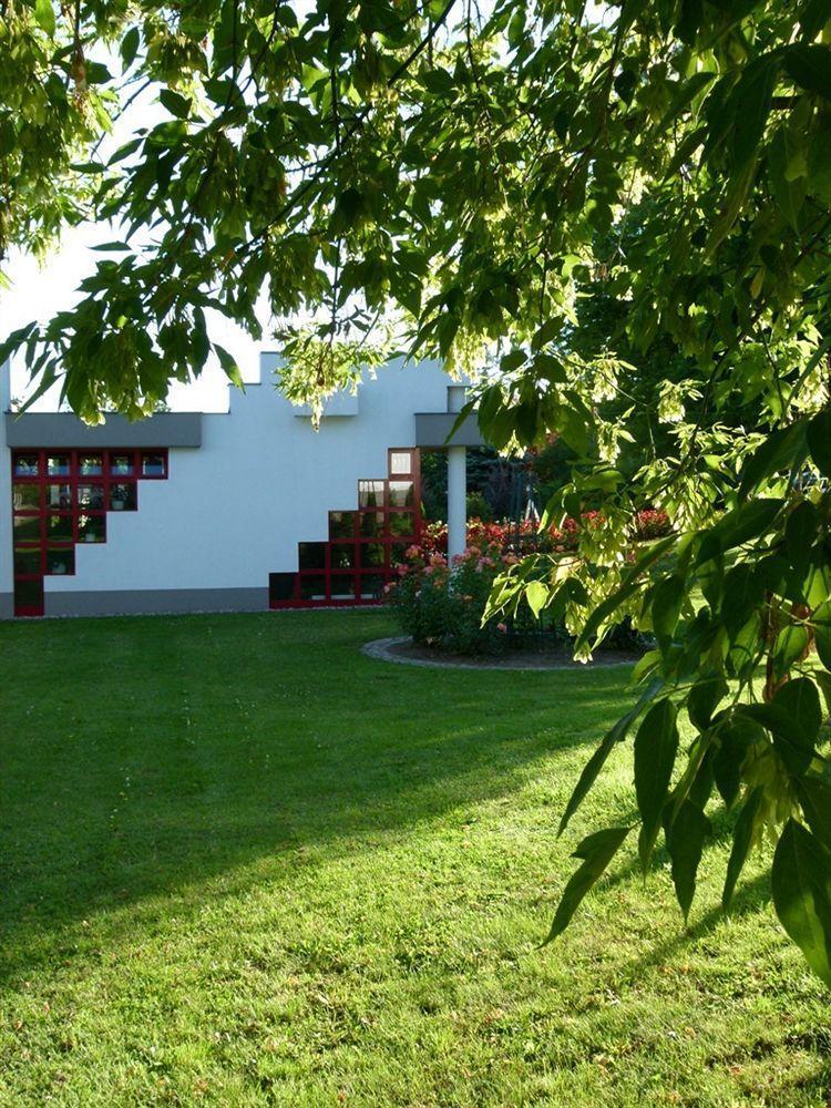 Rosen-Hotel Sangerhausen Exterior foto